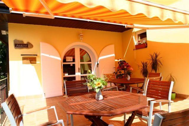 Zenit Panzio Bed & Breakfast *